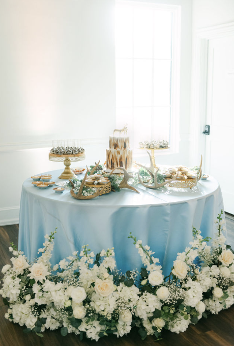 Meadow Aisle Flowers - Set of 10